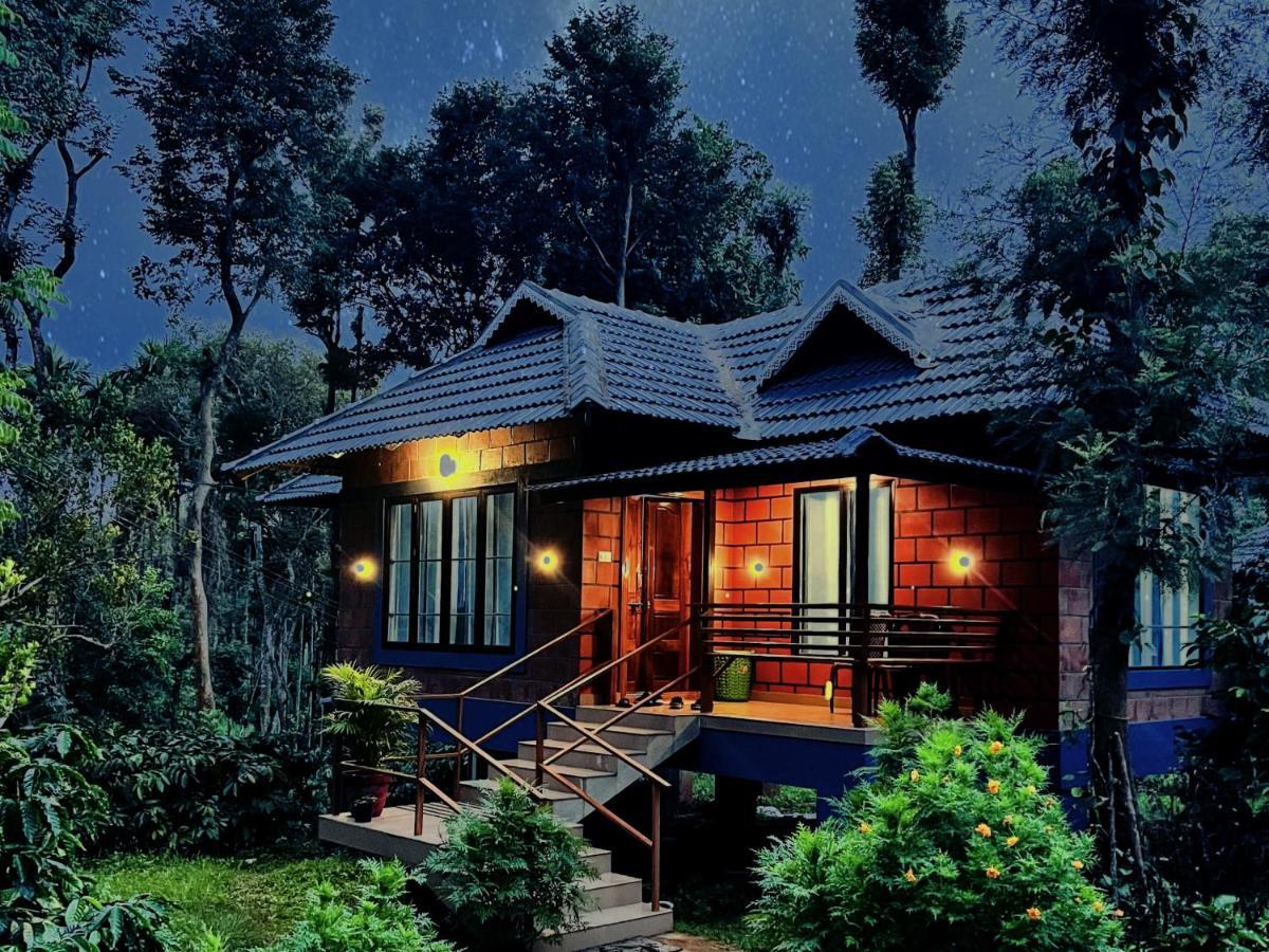 Entire Villa At The Heart Of The Wayanad Forest. Kutta Exterior photo