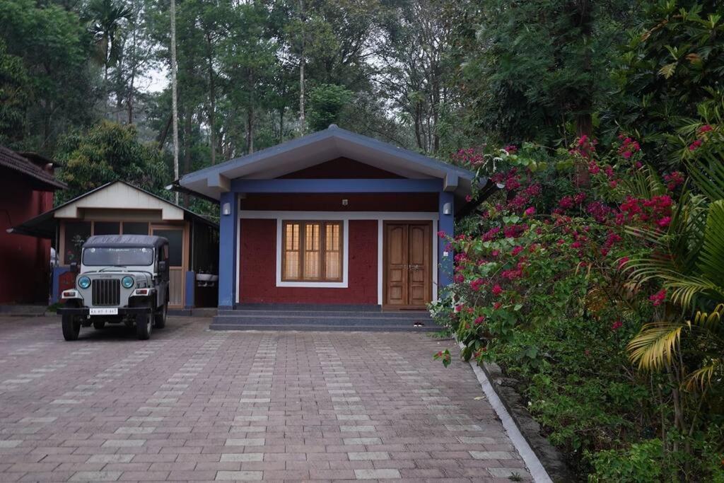 Entire Villa At The Heart Of The Wayanad Forest. Kutta Exterior photo